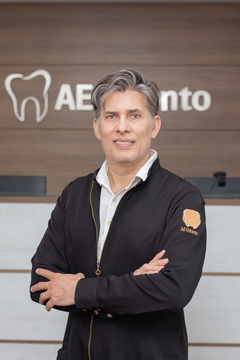 Dr. Edson Leite